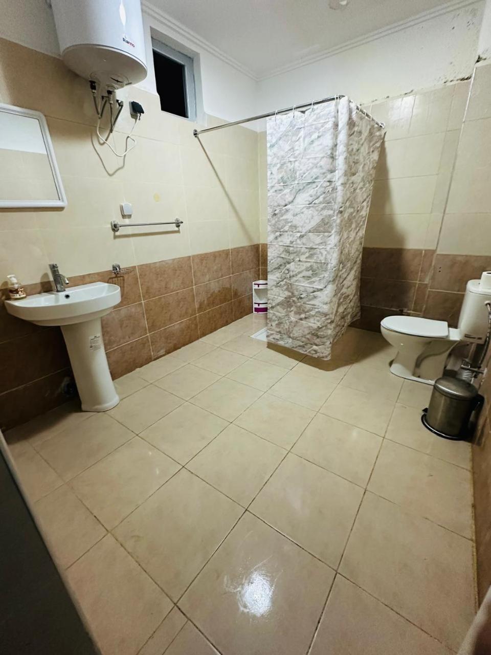 Hostel & Rooms City Center Ouarzazate Bagian luar foto